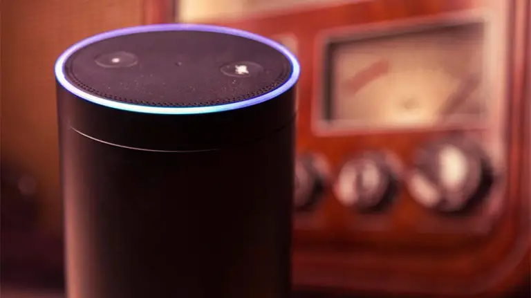 How To Reset Alexa on Amazon Echo (All Generations) | Splaitor