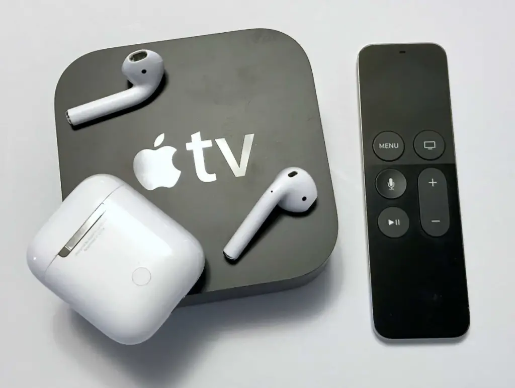 How to connect AirPods to Apple TV | Splaitor