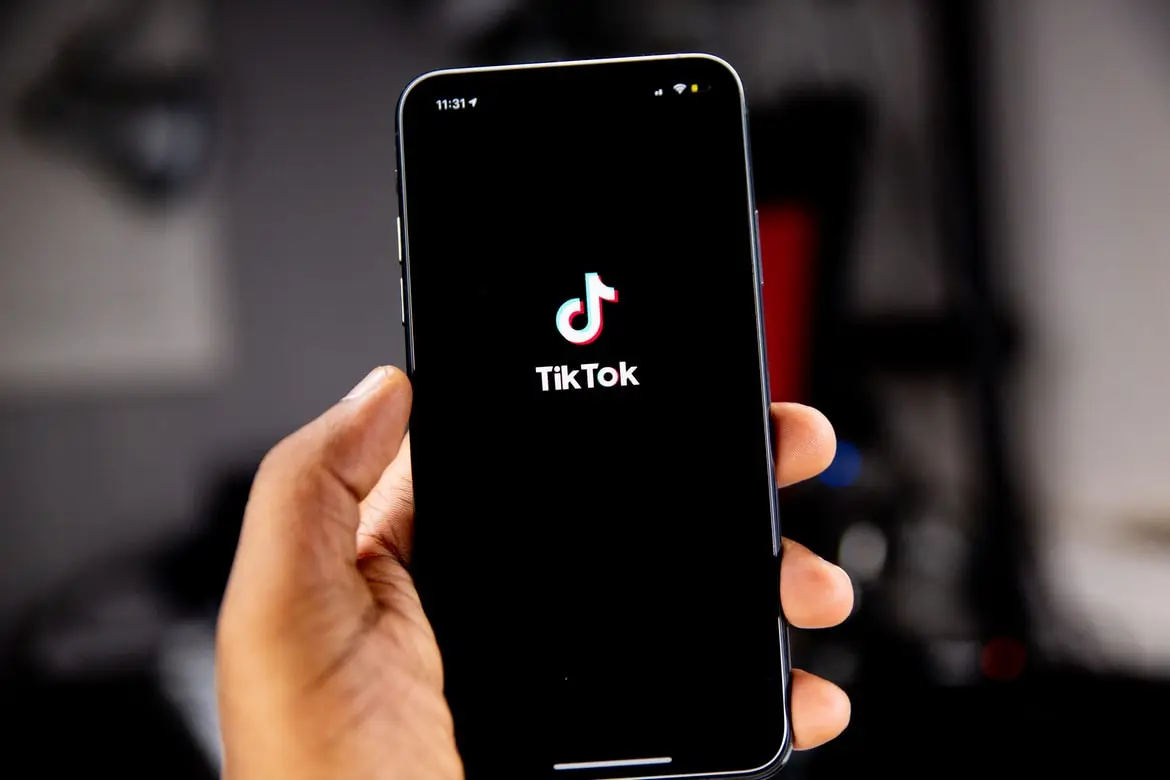 How to change your TikTok profile picture and bio | Splaitor